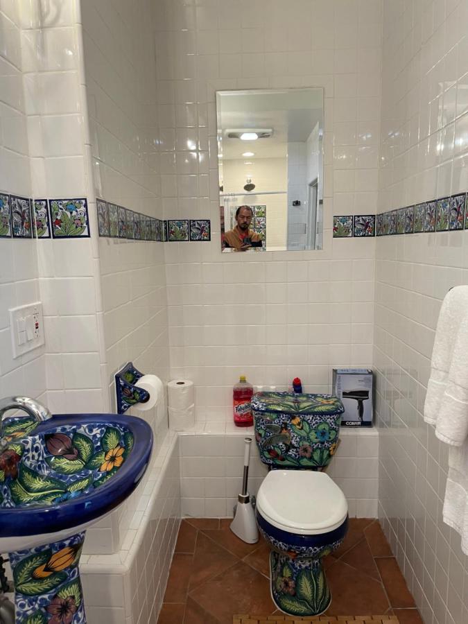 Private Room W/ Private Full Bathroom & Wifi & Ac & Shared Kitchen In Los Angeles Exterior photo