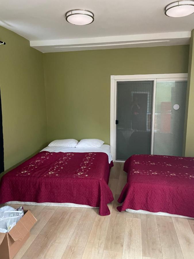 Private Room W/ Private Full Bathroom & Wifi & Ac & Shared Kitchen In Los Angeles Exterior photo