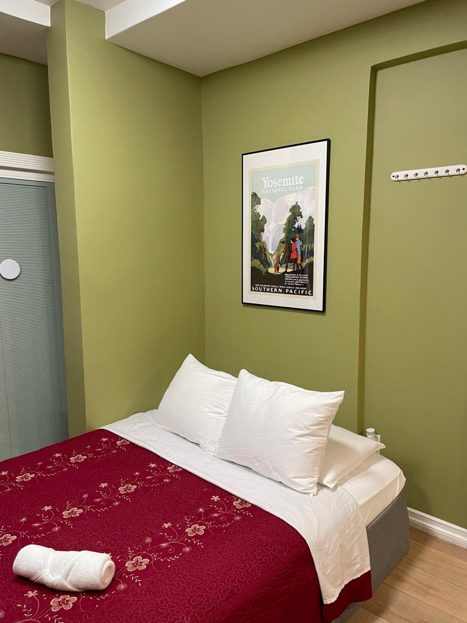 Private Room W/ Private Full Bathroom & Wifi & Ac & Shared Kitchen In Los Angeles Exterior photo